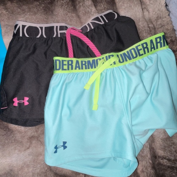 Bundle of Under Armor Fitness Wear - Picture 6 of 8